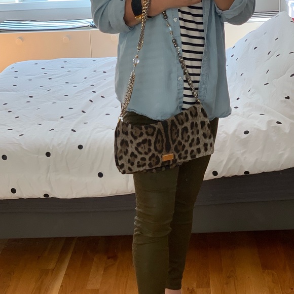 (New) Dolce&Gabbana Jewel Leopard Denim Clutch - Picture 5 of 5